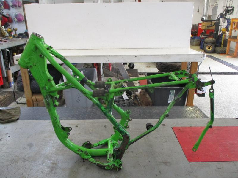 98 Kawasaki KX 80 Frame Chassis *BOS* 32160-1484-CC 1998